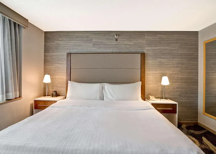 Homewood Suites By Hilton Chicago-Downtown