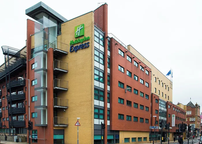 Holiday Inn Express Glasgow City Riverside By Ihg