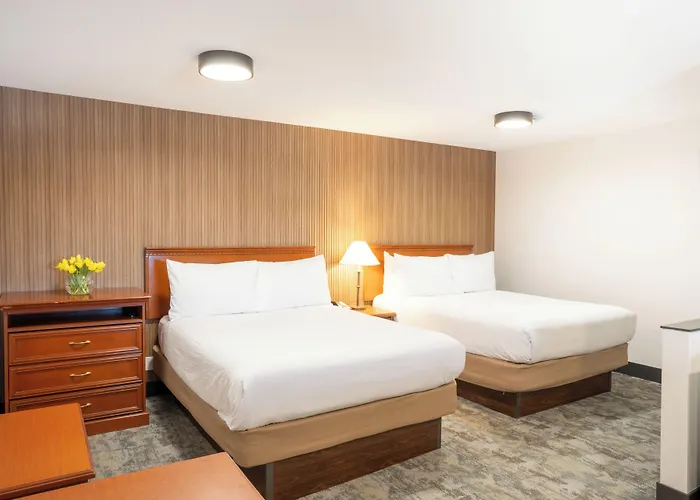 Travelodge By Wyndham Langley