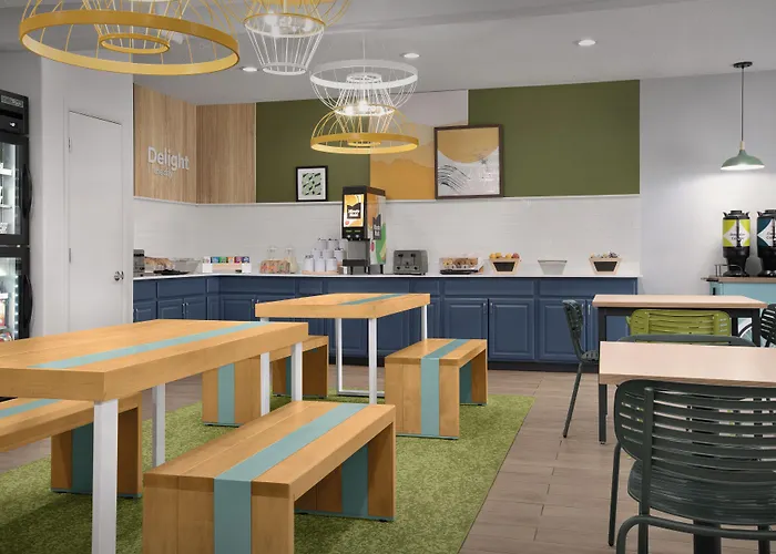 Spark By Hilton Lakewood Denver Southwest