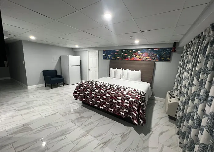 Red Roof Inn Plus & Suites Virginia Beach - Seaside
