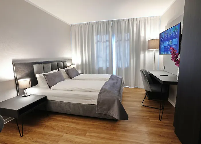 Hotel B99