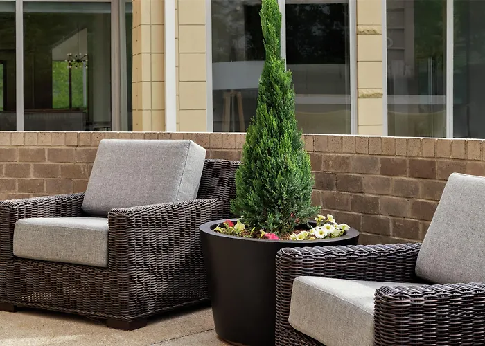 Hilton Garden Inn Cleveland Airport