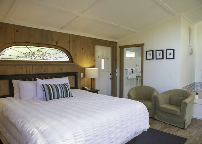 Inn At Schoolhouse Creek