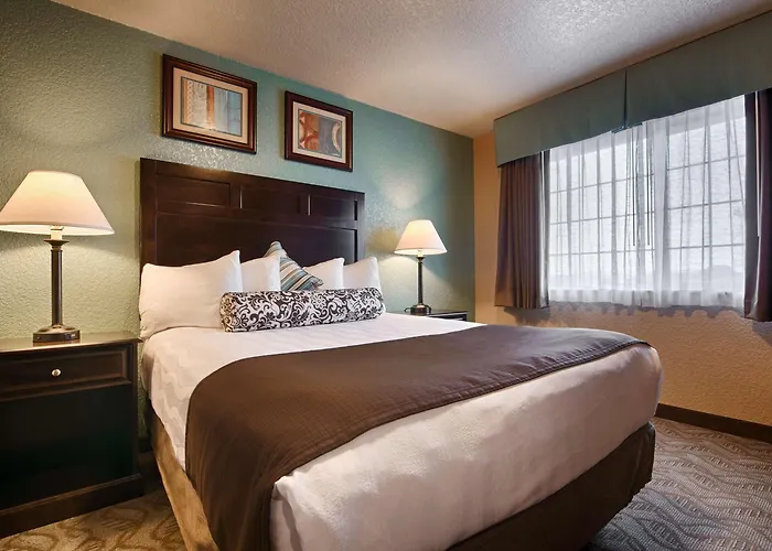 Willow Creek Motels