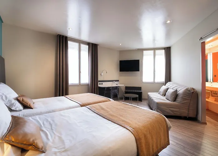 Logis Hotel De Bourgogne - Macon