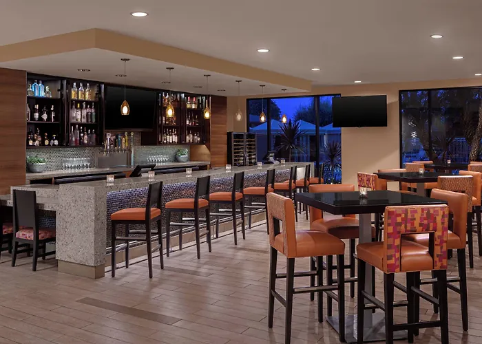 Delta Hotels By Marriott Anaheim Garden Grove