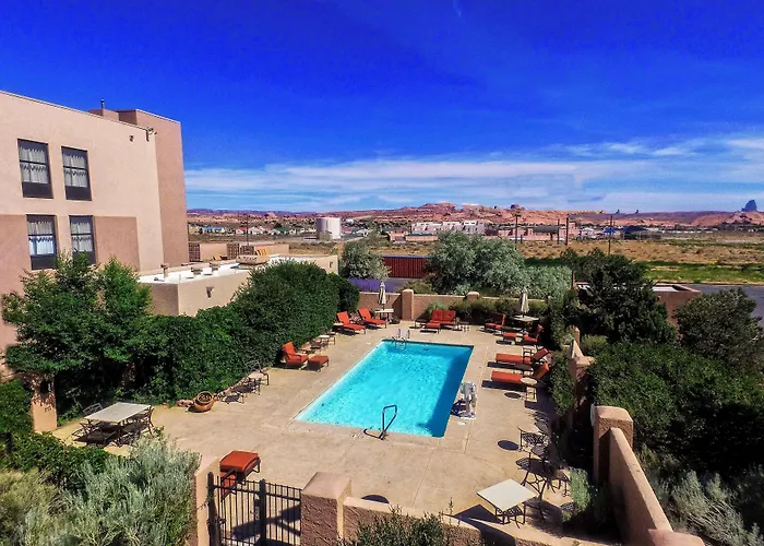 Kayenta Hotels