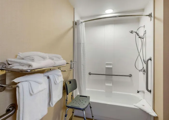 Comfort Inn & Suites North Conway