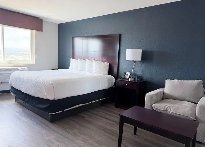Baymont By Wyndham Henderson-Northeast Denver