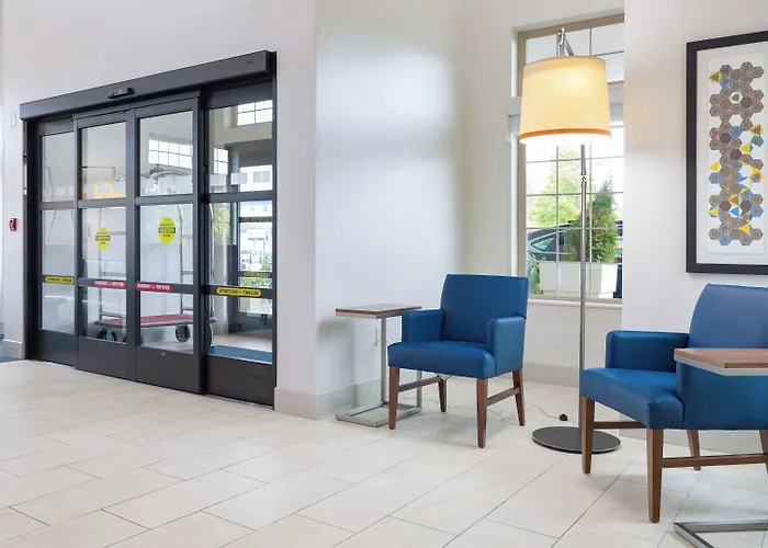 Holiday Inn Express & Suites Hood River By Ihg