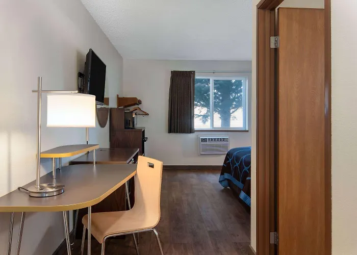 Super 8 By Wyndham Livingston Yellowstone