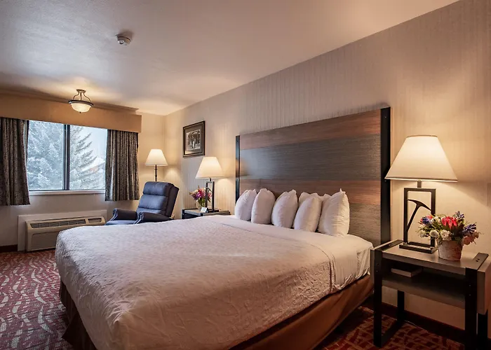 49'Er Inn & Suites