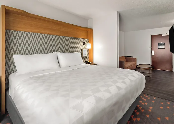 Holiday Inn & Suites Bothell An Ihg Hotel