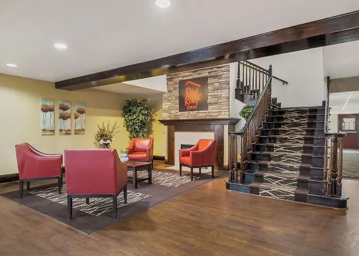 Red Roof Inn & Suites Knoxville East