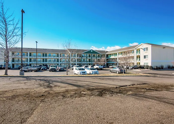 Hometowne Studios By Red Roof Colorado Springs - Airport