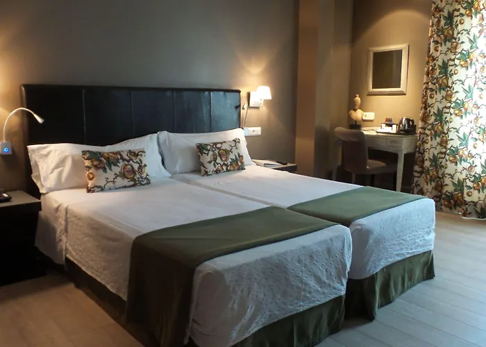 Hotel Moderno Puerta Del Sol