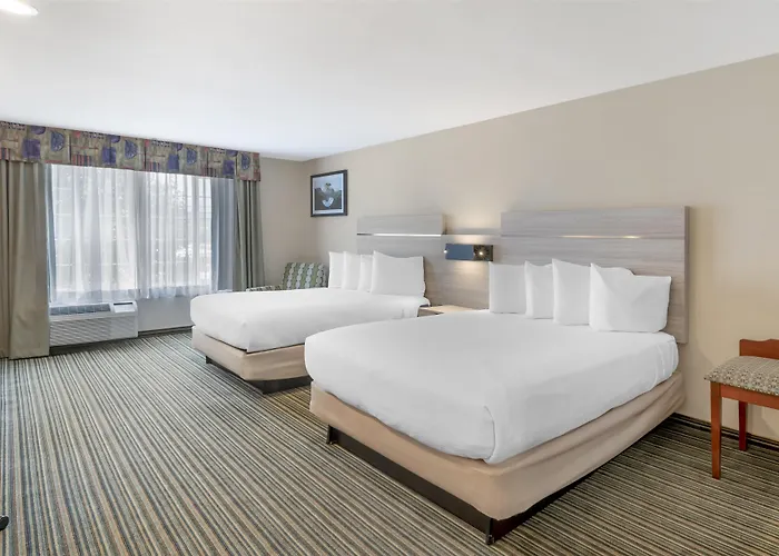 Best Western Plus Twin View Inn & Suites