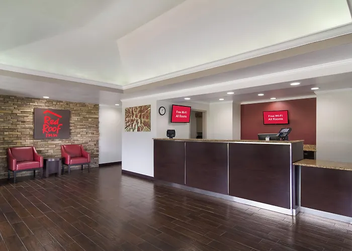 Red Roof Inn & Suites Brunswick I-95