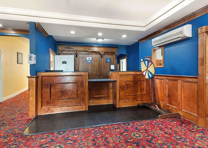 Best Western White House Inn