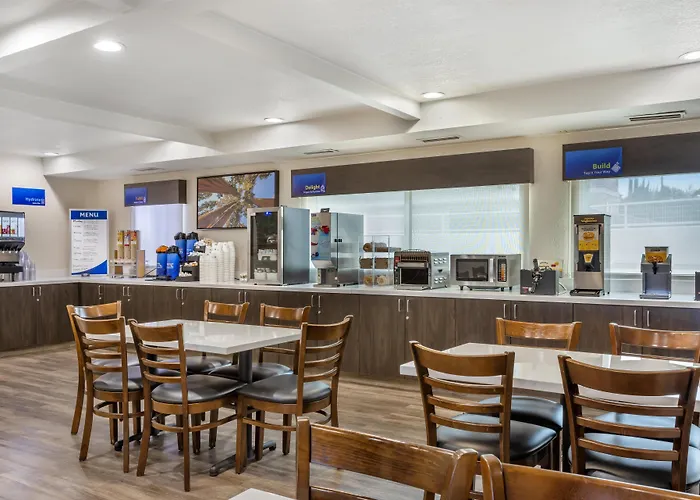 Best Western Town & Country Lodge