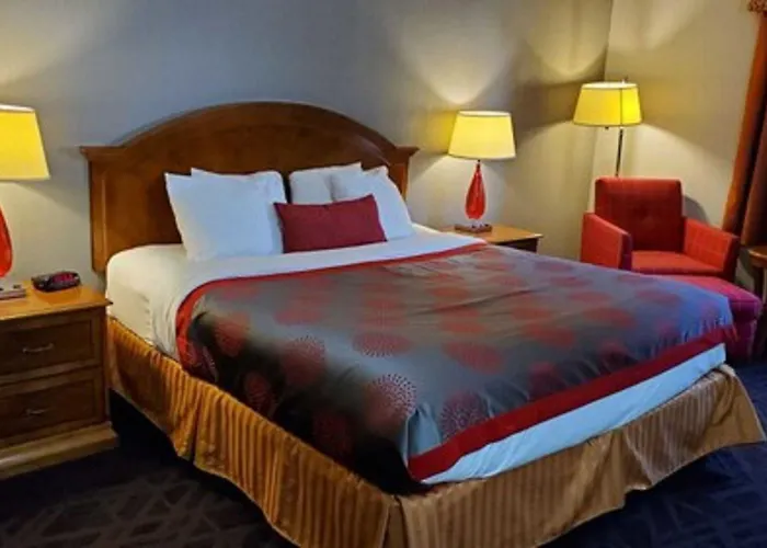 Ramada By Wyndham Barstow