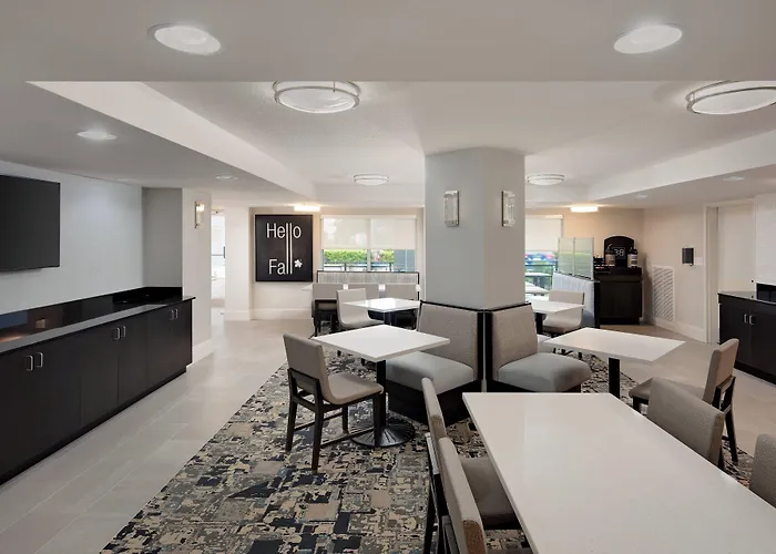 Palm Beach Hotels