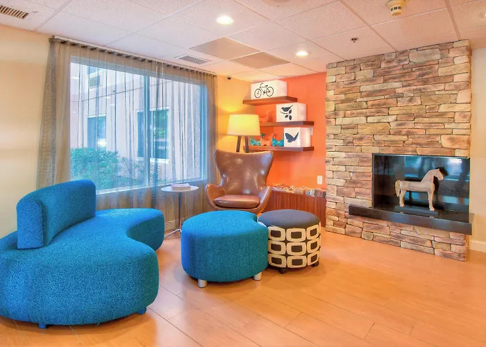 Fairfield Inn & Suites Raleigh Crabtree Valley
