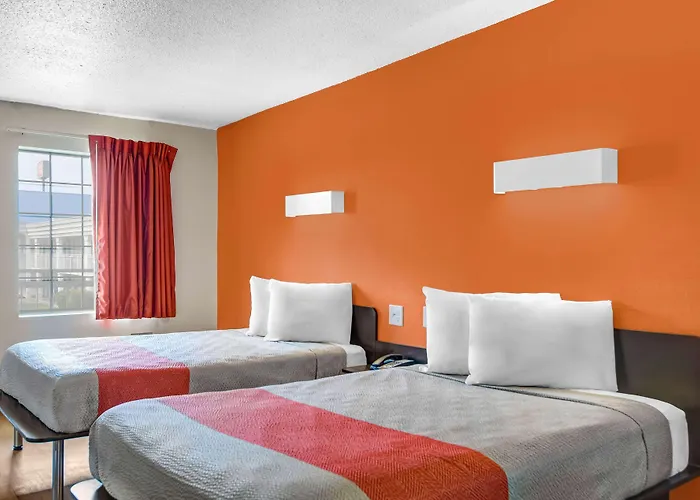 Motel 6-Calhoun, Ga
