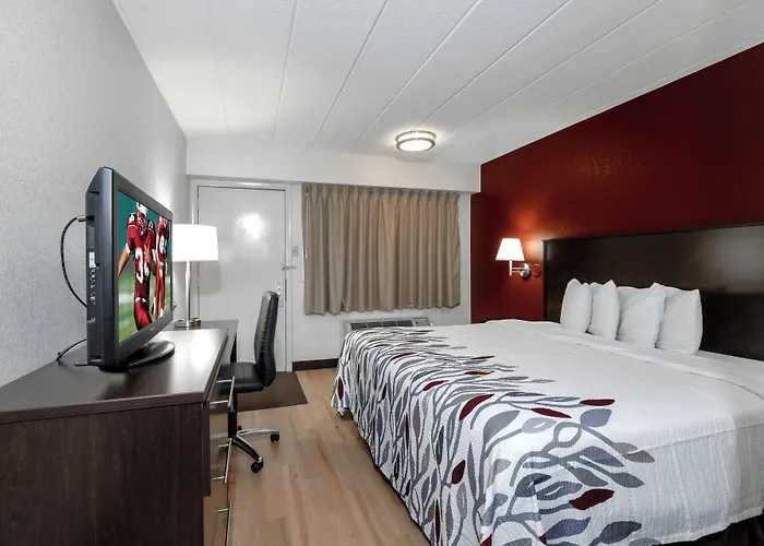 Red Roof Inn Detroit - Troy