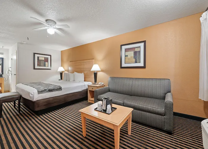 Best Western Plus Executive Inn & Suites
