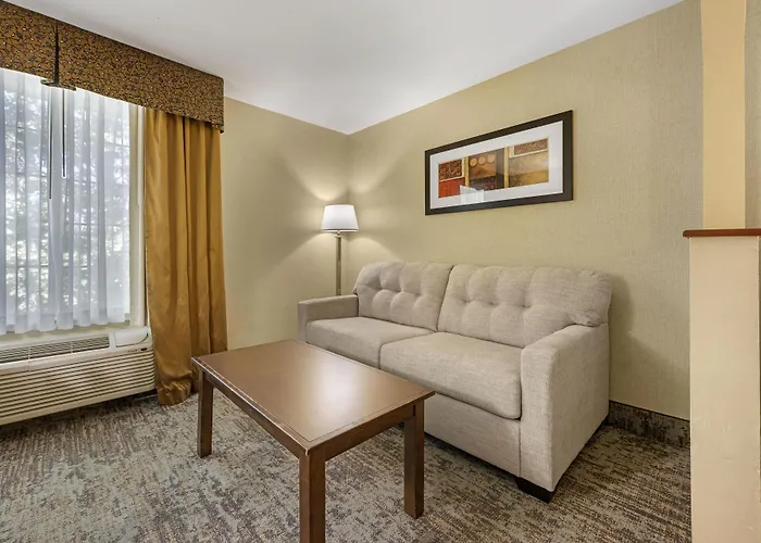 Best Western Plus Prairie Inn