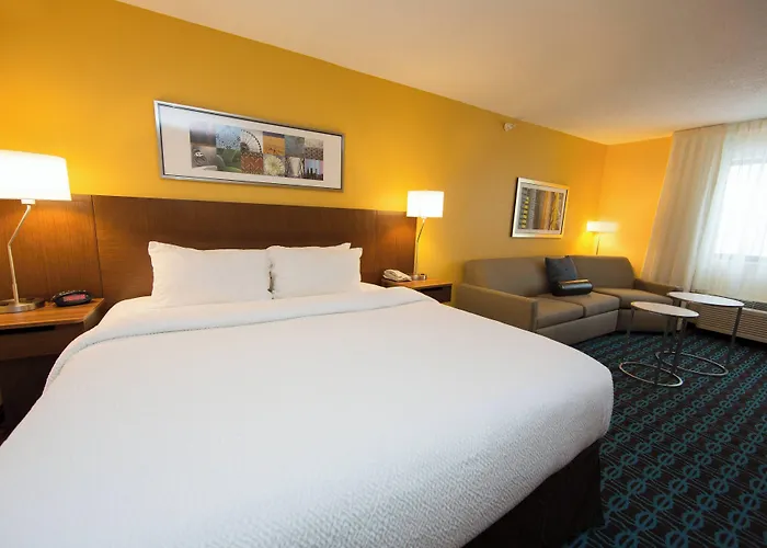 Fairfield Inn & Suites Burlington