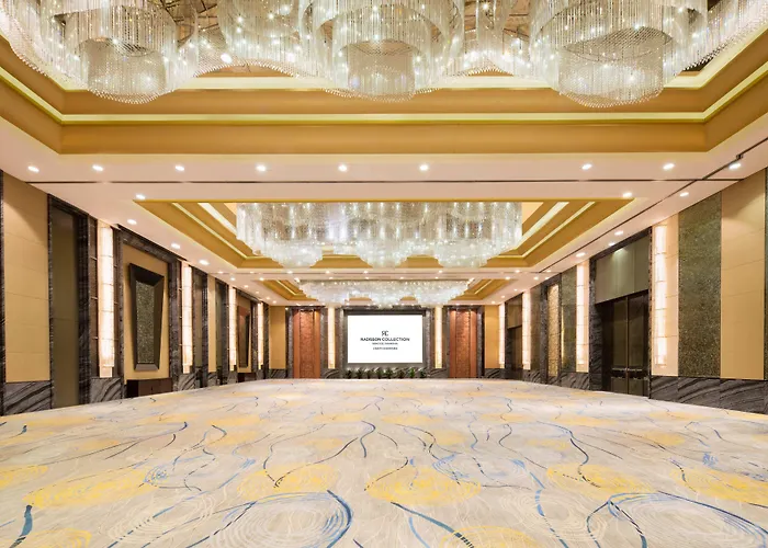 Radisson Collection Hotel, Yangtze Shanghai