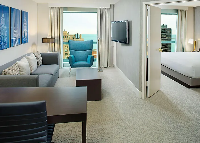 Hilton Chicago Magnificent Mile Suites