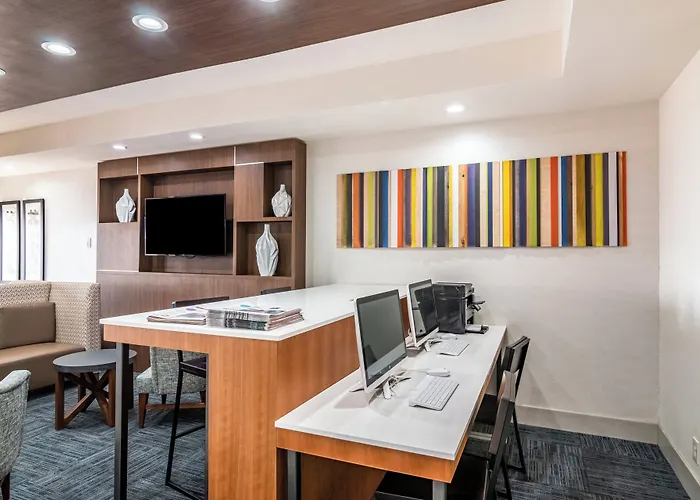 Holiday Inn Express & Suites Camarillo By Ihg
