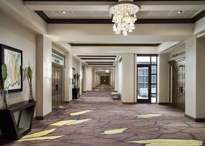 Boca Raton Marriott At Boca Center
