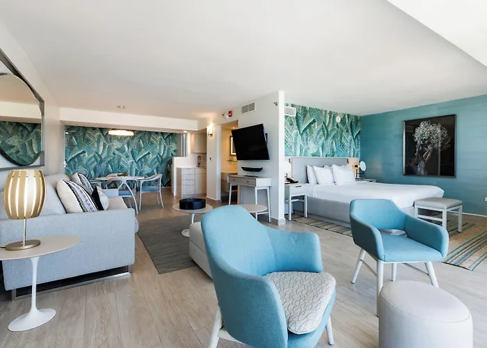 Condado Palm Inn San Juan, Tapestry Collection By Hilton