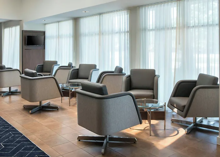 Courtyard By Marriott Annapolis