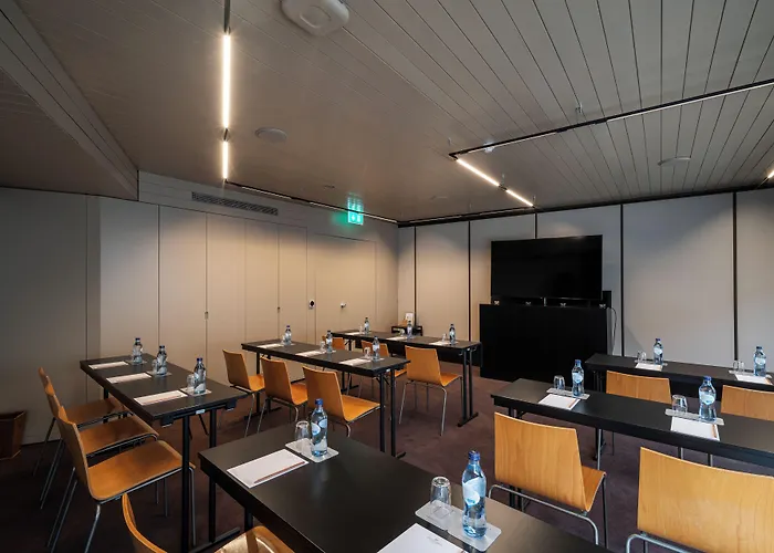 Hotel Dom Henrique - Downtown
