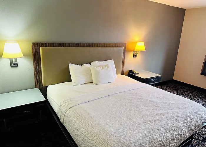 Blisspoint Inn Northwest Indianapolis