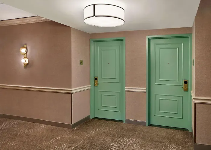 Pearl River Hotels
