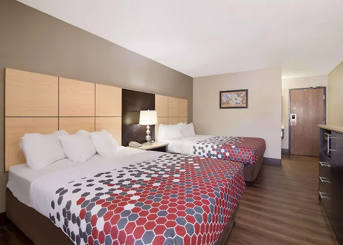 Econo Lodge Grand Forks