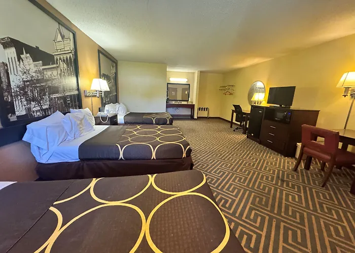 Super 8 By Wyndham Laurel