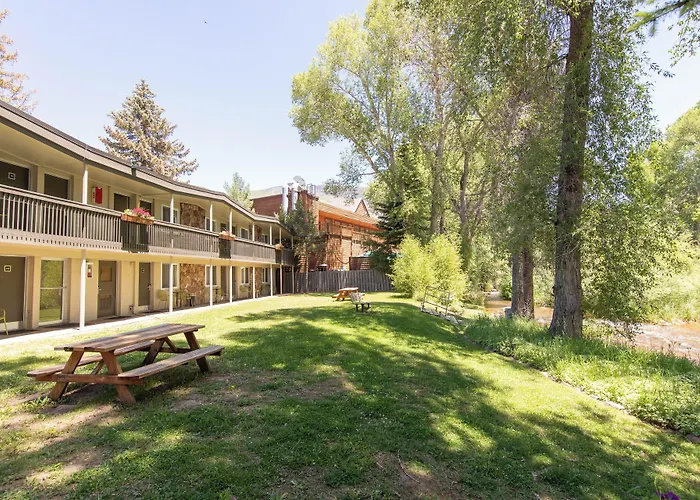 Aspenalt Lodge