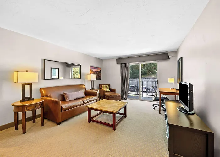 Best Western Inn At The Rogue
