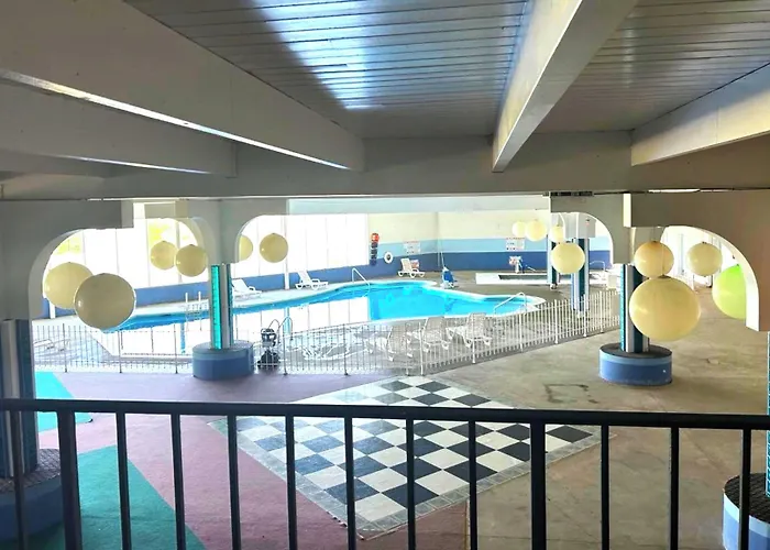 Howard Johnson By Wyndham Saint Joseph Benton Harbor