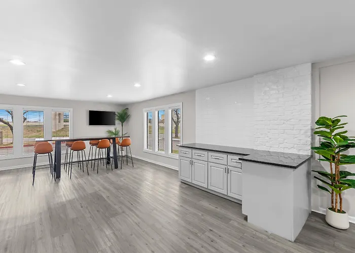 Americas Best Value Inn Austin