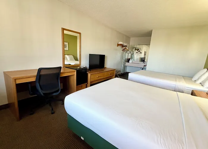 Americas Best Value Inn Saint Ignace