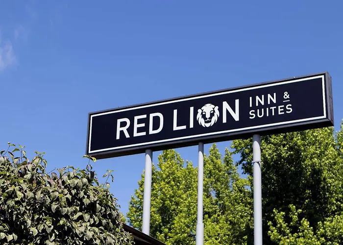 Red Lion Inn & Suites Vancouver